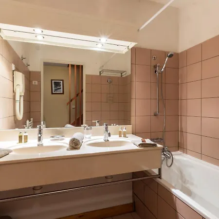 Cosy Avec Wifi, Parking Et Animaux Admis - Fr-1-694-166 Appartement Val-dʼIsère